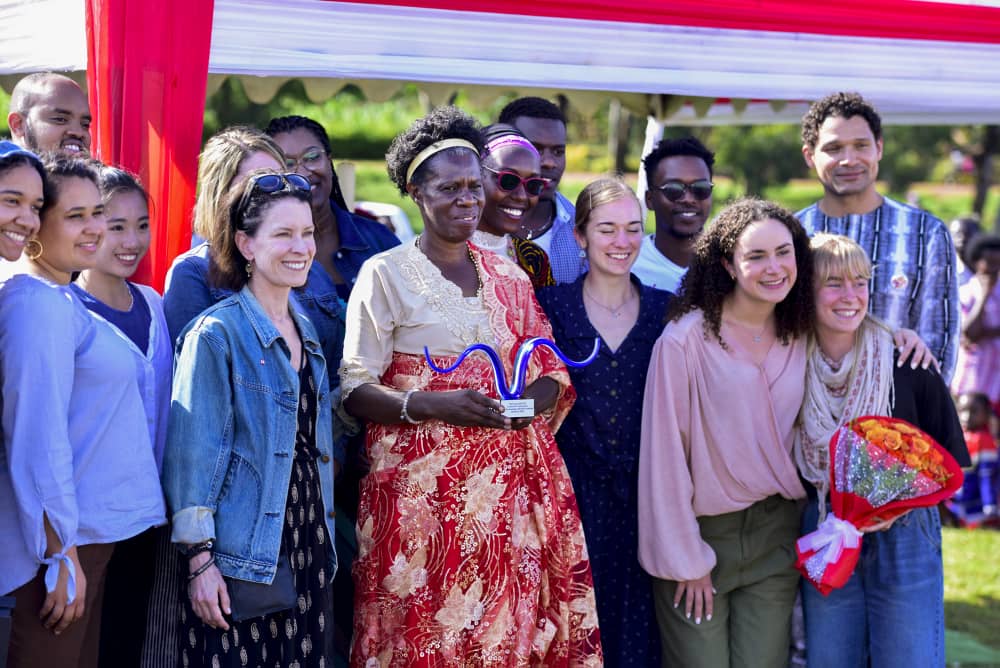 8b2c5748-86db-41bf-a393-2650c9647455